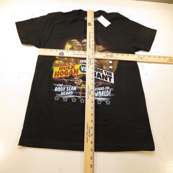 HULK HOGAN vs ANDRE THE GIANT RSVLTS THE ROOSEVELTS x WWE TEE T SHIRT S - NEW - Picture 4 of 4